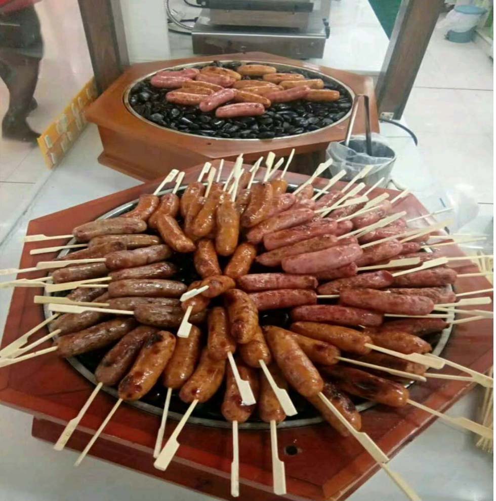 漢伯克石鍋烤腸在廣州萬勝?gòu)V場(chǎng)倍受歡迎